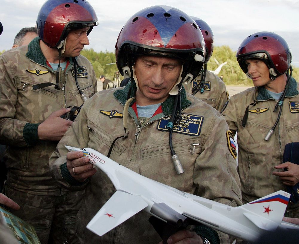 Военные пилоты России